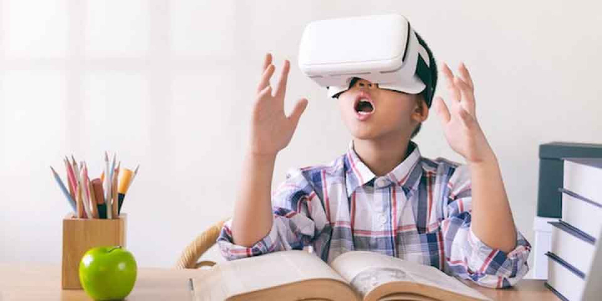 The Impact of Virtual Reality on Education: Enhancing Learning Experiences in the Digital Age